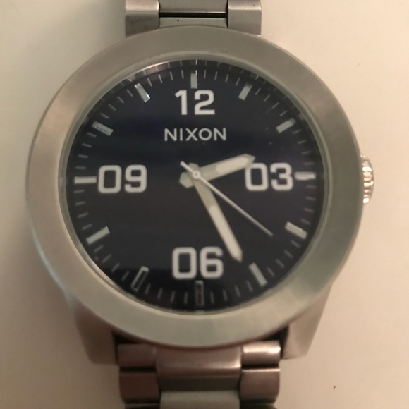 Nixon corporal watch - Picture 2 of 4